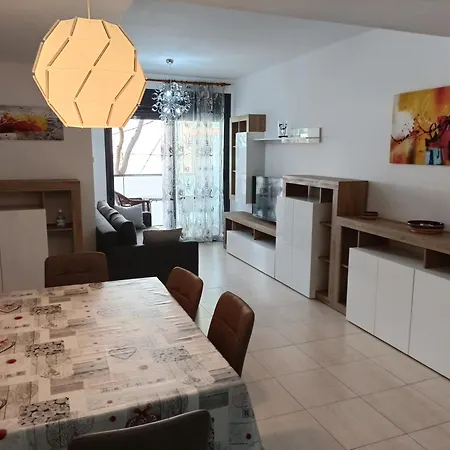 Piso Andrea Apartment